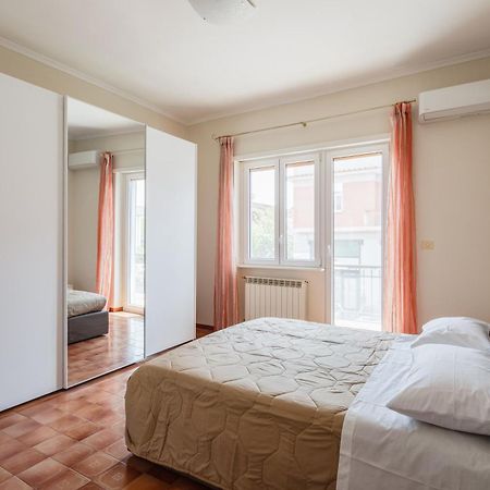 Casa Brando Appartement Santa Maria delle Mole Buitenkant foto